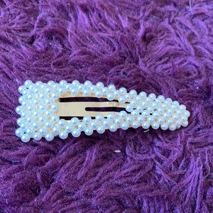 CHANEL Hair Clip